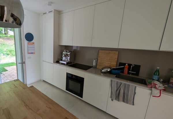 Moderno Appartamento 1.5 con Giardino, Terrazze e Piscina 2