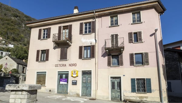 Zu verkaufen in der Gegend von Bellinzona 1