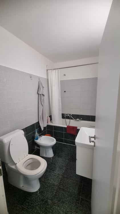 SUBENTRANTE PER STANZA IN APPARTAMENTO 1.5 2