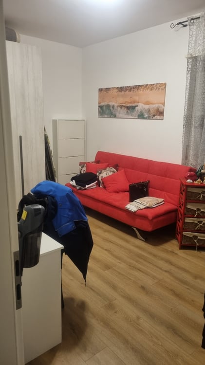 Cercasi subentrante apparramento a chiasso 5