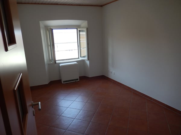 Affittasi APPARTAMENTO MANSARDATO locali 1 4