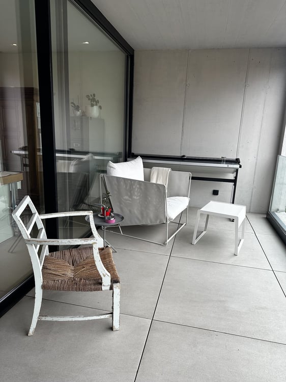 Ufficio luminoso con spazi condivisi in posizione strategica 3