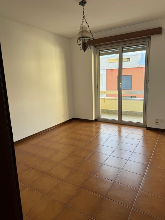 Affittasi appartamento di 1.5 locali al terzo e ultimo piano 3