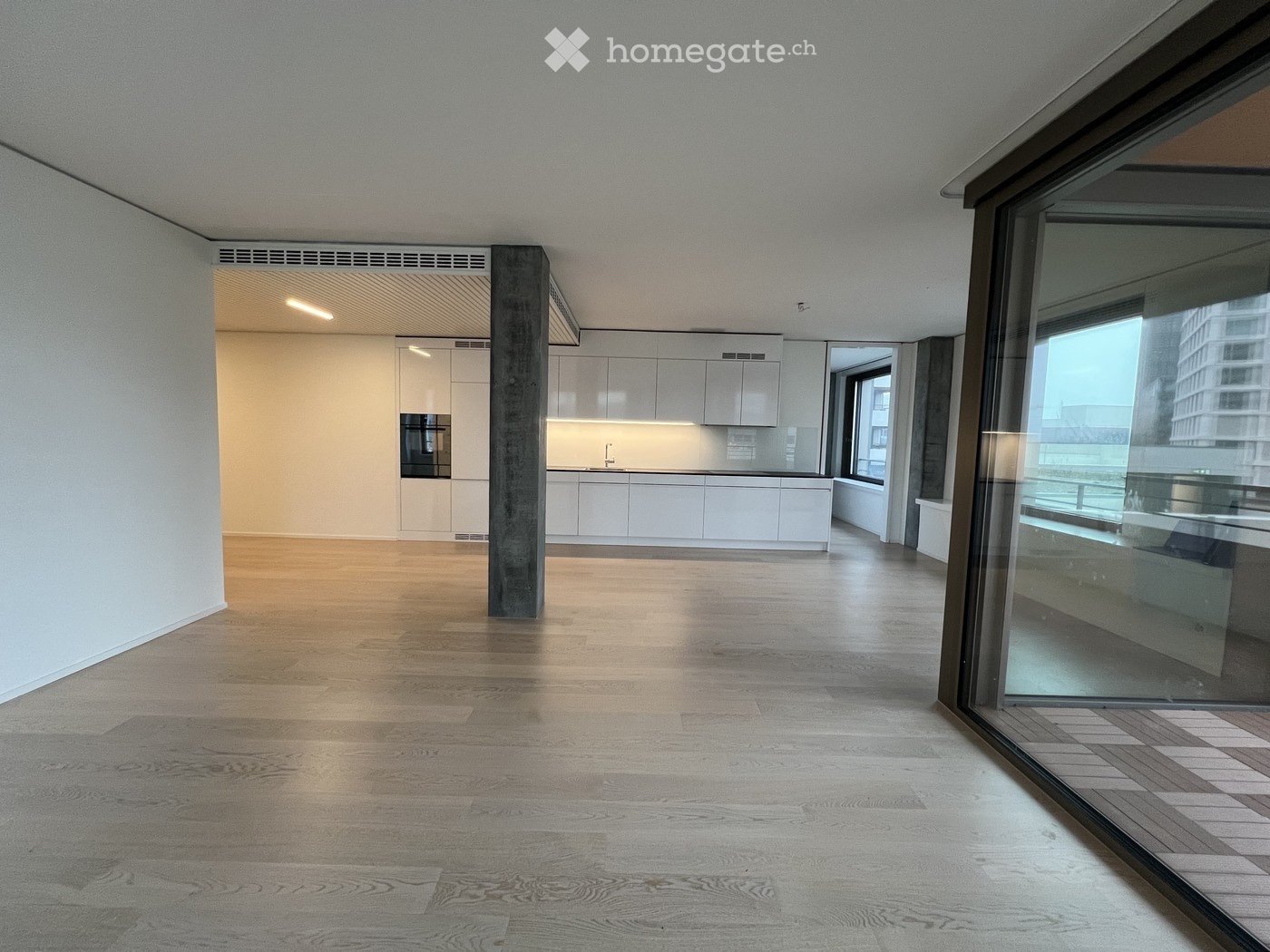 Bild Moderne 4.5-Zi-Wohnung mit Loggia & Skylounge