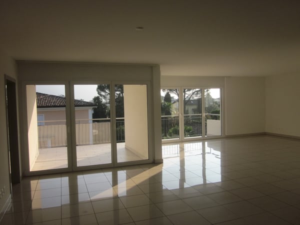 Appartamento di 1.5 locali con vista panoramica ad Ascona 2