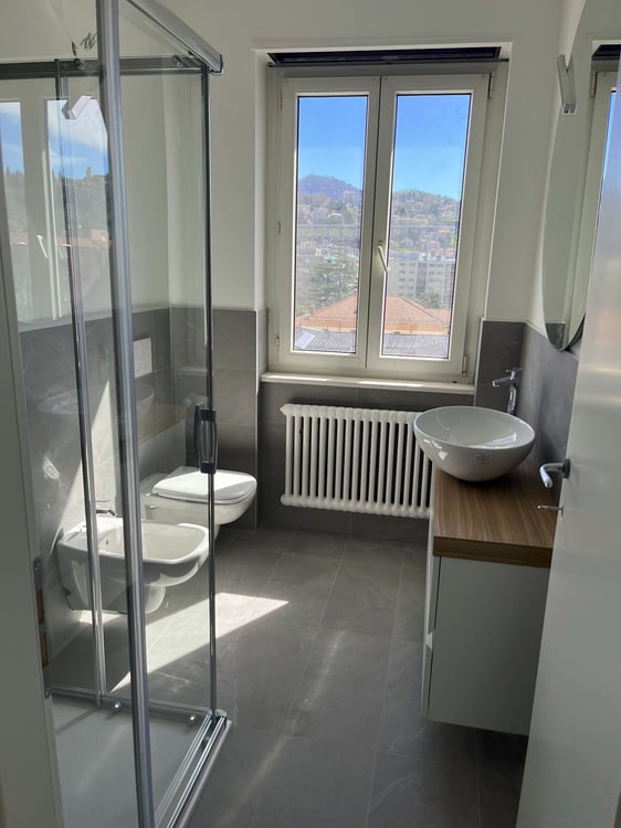 Luminoso attico 1.5 locali a nuovo con 2 balconi 5