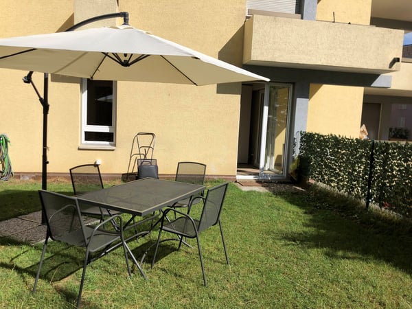 ARREDATO DI PREGIO, CON TERRAZZO, GIARDINO E PARCHEGGIO. 1