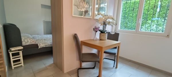 2.5-Zi-Ferienstudio in Muralto / Monats- oder Jahresmiete 1