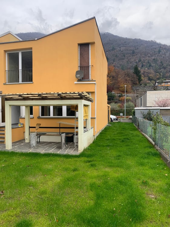 Casa con giardino 1 locali 1/2 1