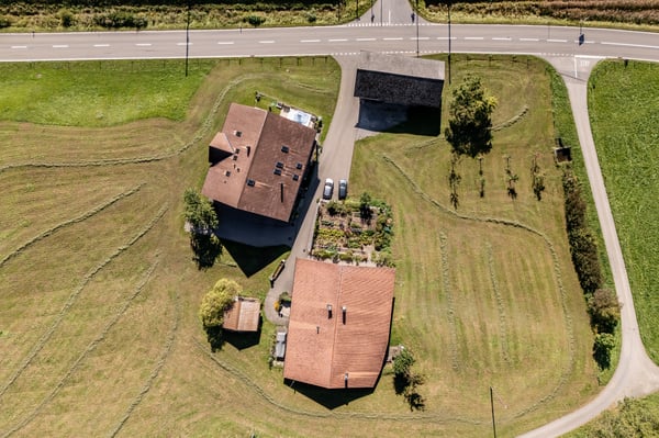 3-Familienhaus mit Scheune 5