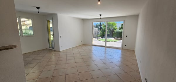 Elegante appartamento 1.5 locali con terrazza e giardino. 2