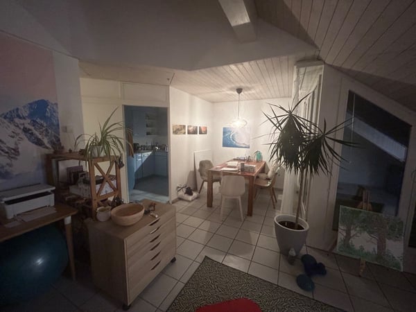 Schöne 1.5 Dachwohnung, sehr Ruhig und Gemütlich 1