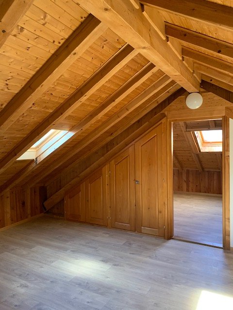 casa di 3 appartamenti a Bellinzona-Daro, posizione unica 11