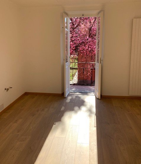 casa di 3 appartamenti a Bellinzona-Daro, posizione unica 7