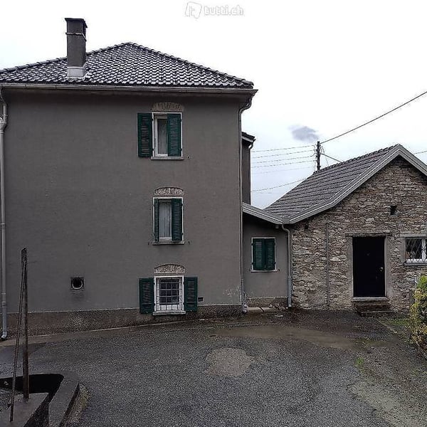 Bellinzonese, casa di 6 camere con Grotto 3