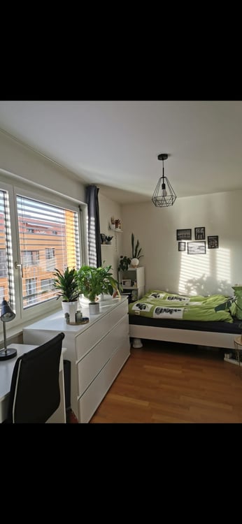 Helles Zimmer in moderner Wohnung, ruhige Wohngegend 2