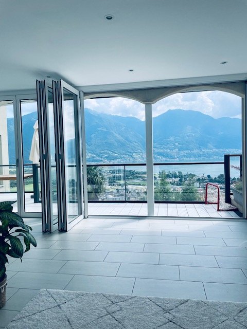 Casa in Collina con Vista Panoramica sul Lago Maggiore 4