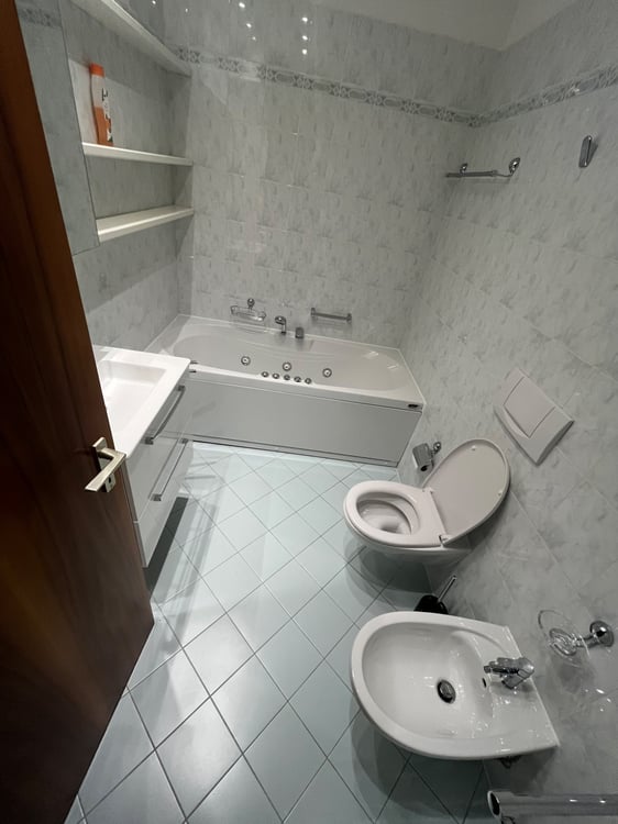 Central room in shared flat 5