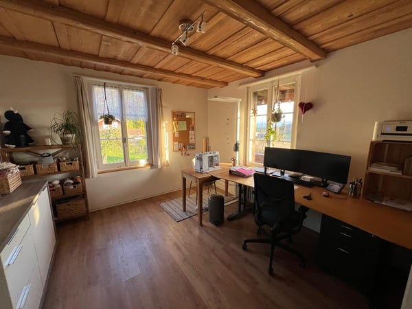 Renovierte 1.5 Zimmer-Wohnung in altem Bauernhaus 1