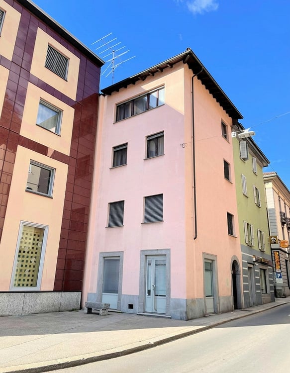 Casa nel nucleo a Biasca 1