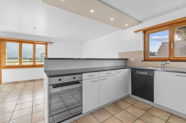 1 Monat gratis: Moderne Top-Mietwohnung in Maienfeld zu ver 3