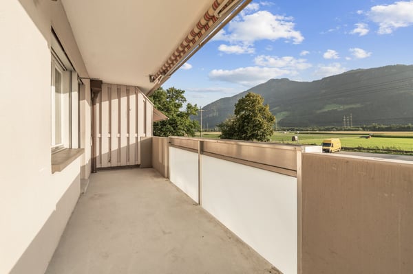 1 Monat gratis: Moderne Top-Mietwohnung in Maienfeld zu ver 2