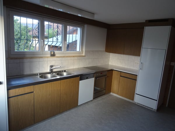 Freistehend, grosses, helles Einfamilienhaus mit Garten 5