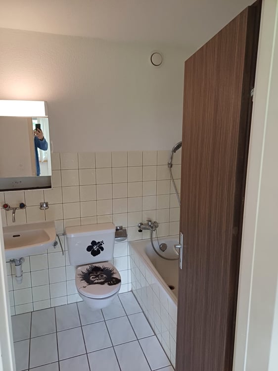 Ruhige 1 Zimmerwohnung EG in Grub 3