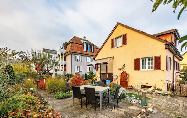 Befristete Vermietung: Einfamilienhaus mit Garten in Zürich- 1