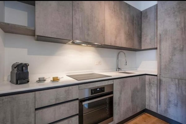 Moderno appartamento 1.5 locali arredato a Lugano 4