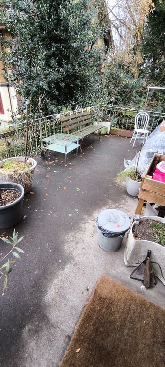 WG-Zimmer mit grossem Einbauschrank 5