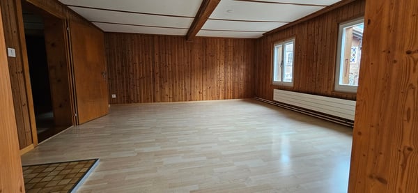 1.5 Zimmerwohnung in 1. Stock 5