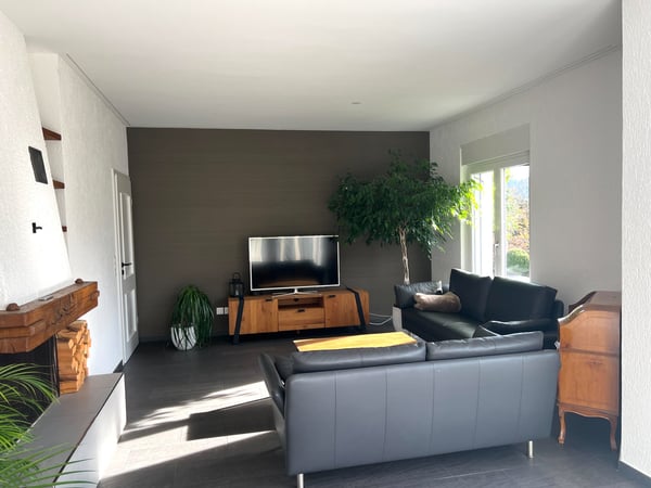 Grosszügiges 1.5-Zimmer Haus mit Weitblick im Raum Uzwil 2