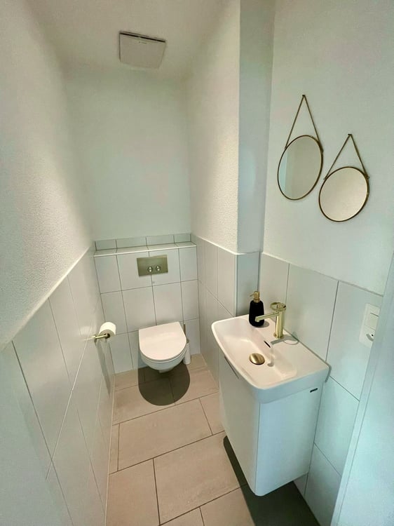 1-Zi-Attika mit toller Aussicht in 1533 (möbliert/befristet) 3