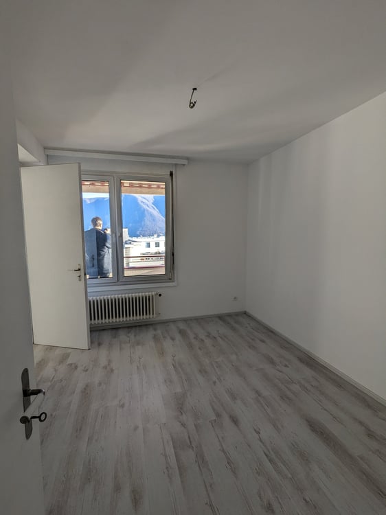 Massagno: Luminoso 1.5 locali con balcone e vista lago 4