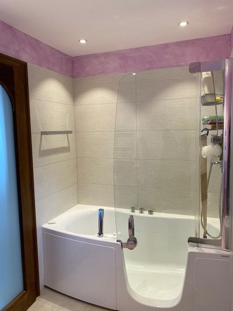 Sonnige EG-Wohnung mit Einliegerwohnung  (Erstsitzwo.) 5