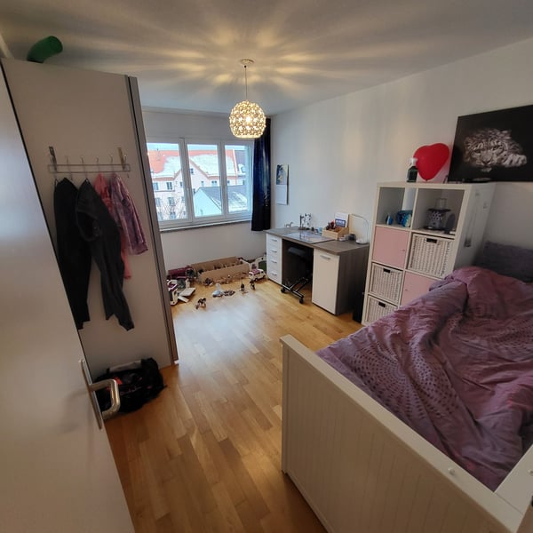 Schöne 1.5 Zimmer Attika-Wohnung 4