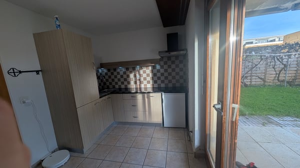 Grosszügiges 1,5-Zimmer-Haus mit Garten, Balkon und 300 m² W 5