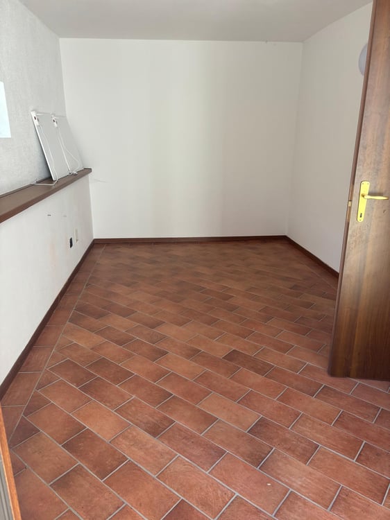 Affittasi Bellissimo Appartamento Barbengo 10