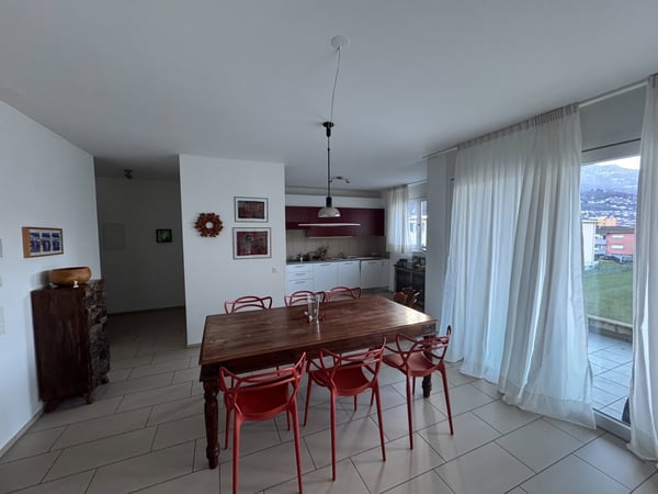 Appartamento luminoso di 1.5 locali 1