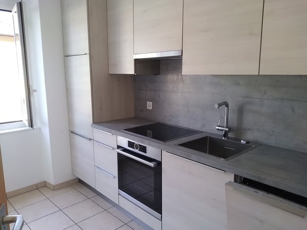 Camorino affittasi 1.5 con parcheggio 1