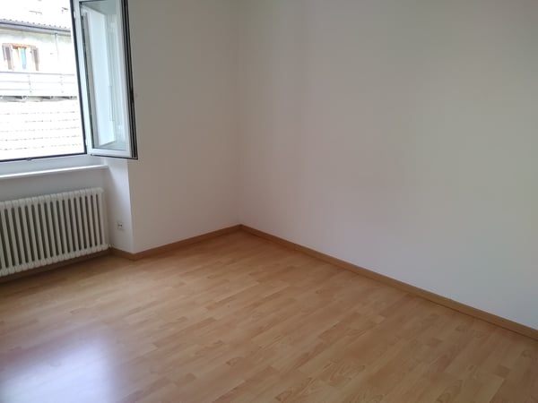 Camorino affittasi 1.5 con parcheggio 2