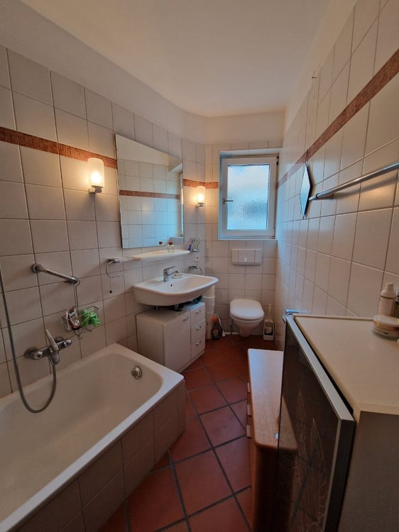 ASCONA-Cerco subentrante per accogliente app. 1 locali 2