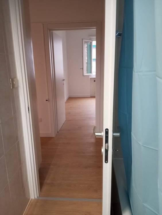 ACCOGLIENTE APPARTAMENTO DI 1.5 LOCALI A CHIASSO 5