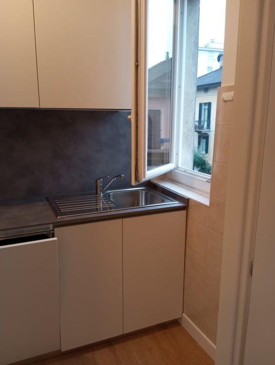 ACCOGLIENTE APPARTAMENTO DI 1.5 LOCALI A CHIASSO 8