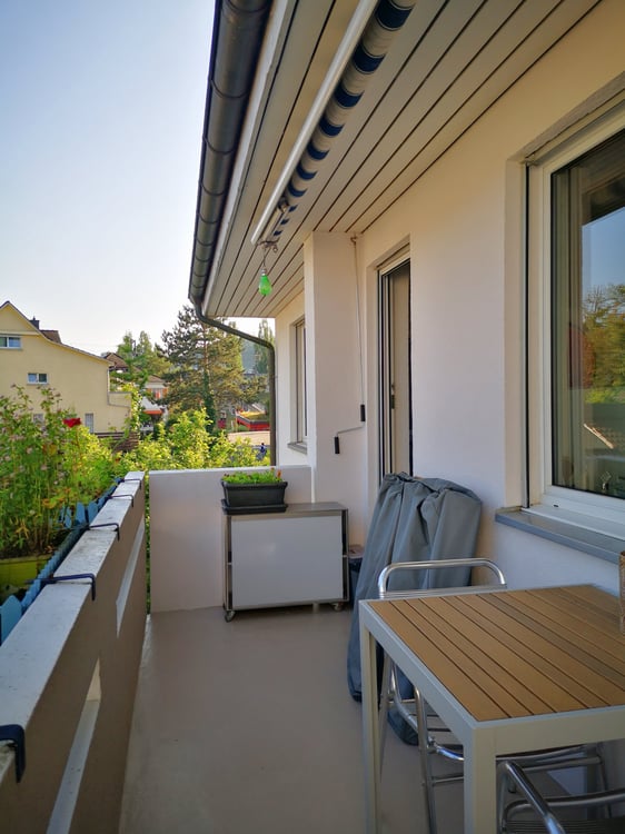 Helle und attraktive 1.5 Zimmer-Wohnung mit Garage 5