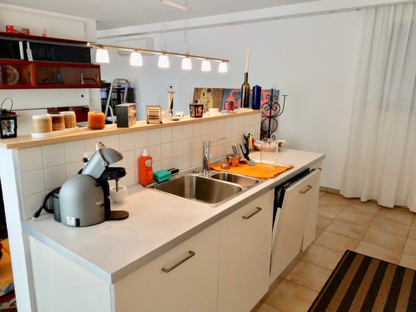 VILLA A ROVEREDO BACIATA  DAL  SOLE