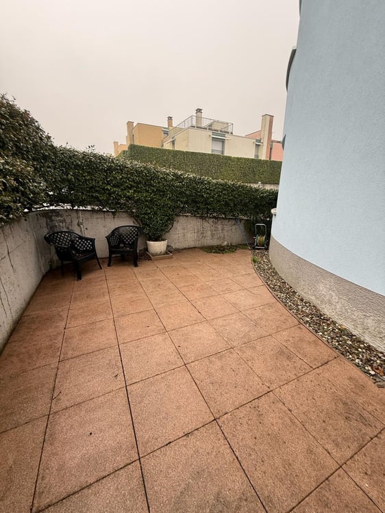 1.5 LOC. CON GIARDINO ID 23404 1