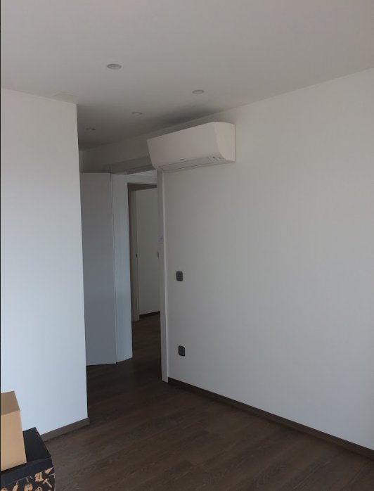 MODERNO 1.5 LOC CON TERRAZZO PANORAMICO A PREGASSONA 13