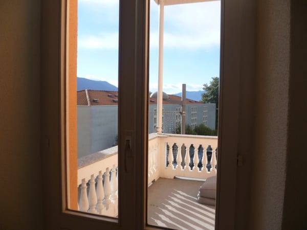 Orselina affittasi da subito 1 1/2 2